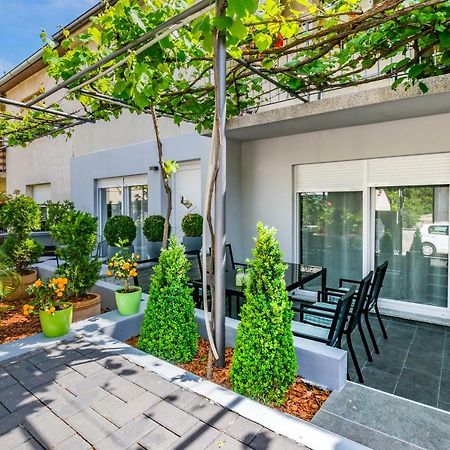 Lavanda Maslina - New Luxury Apartments Pula Extérieur photo