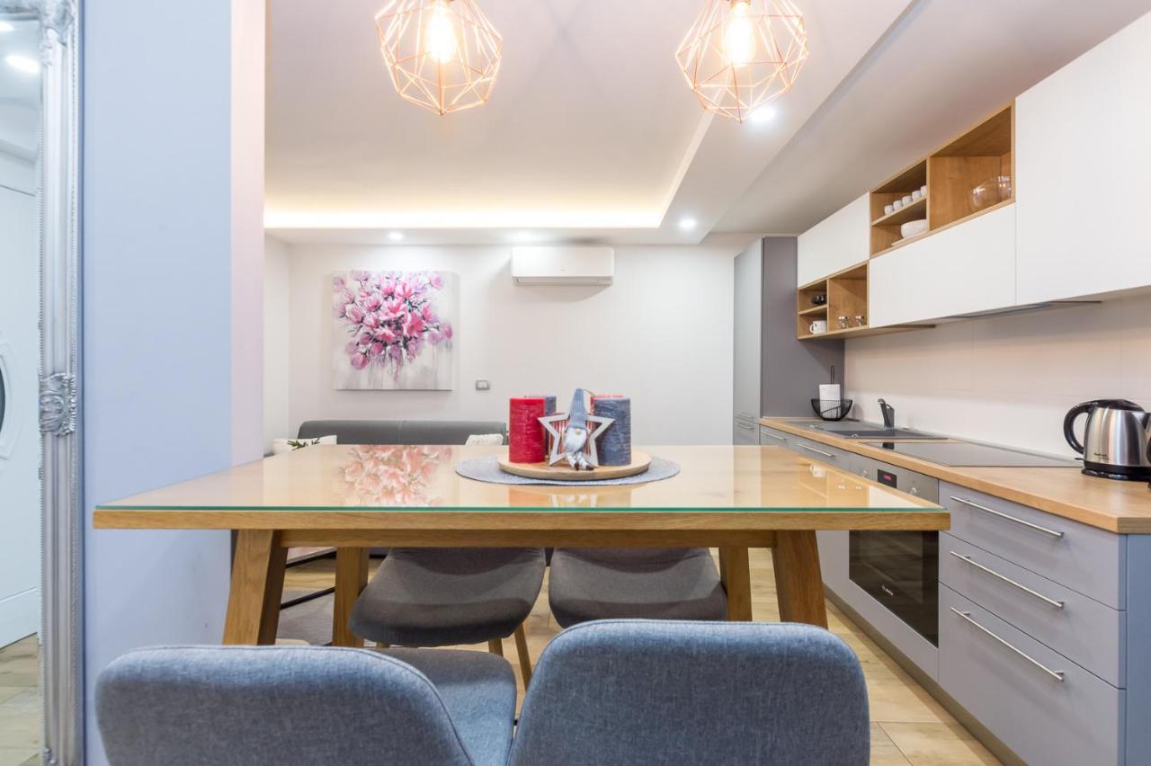Lavanda Maslina - New Luxury Apartments Pula Extérieur photo