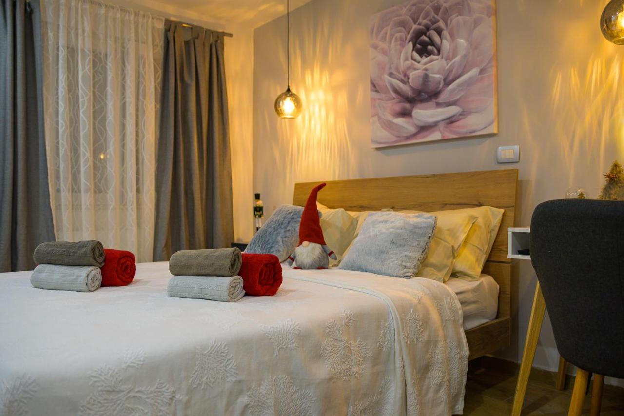 Lavanda Maslina - New Luxury Apartments Pula Extérieur photo