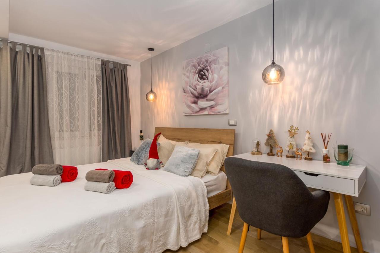 Lavanda Maslina - New Luxury Apartments Pula Extérieur photo