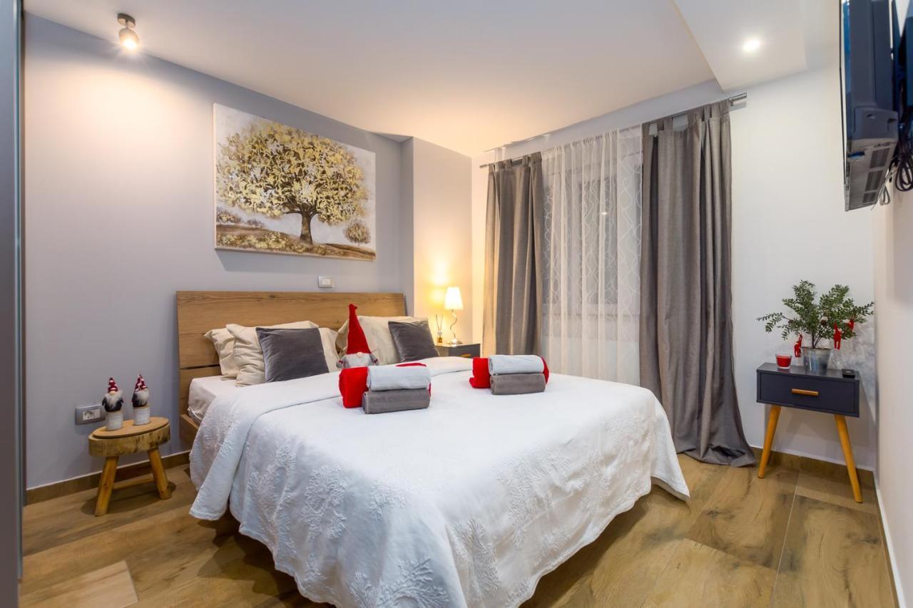 Lavanda Maslina - New Luxury Apartments Pula Extérieur photo