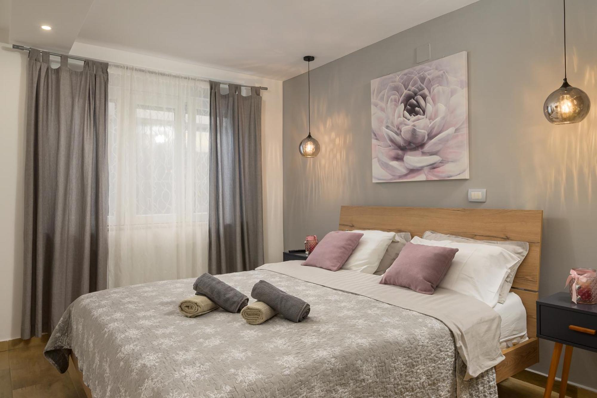 Lavanda Maslina - New Luxury Apartments Pula Extérieur photo
