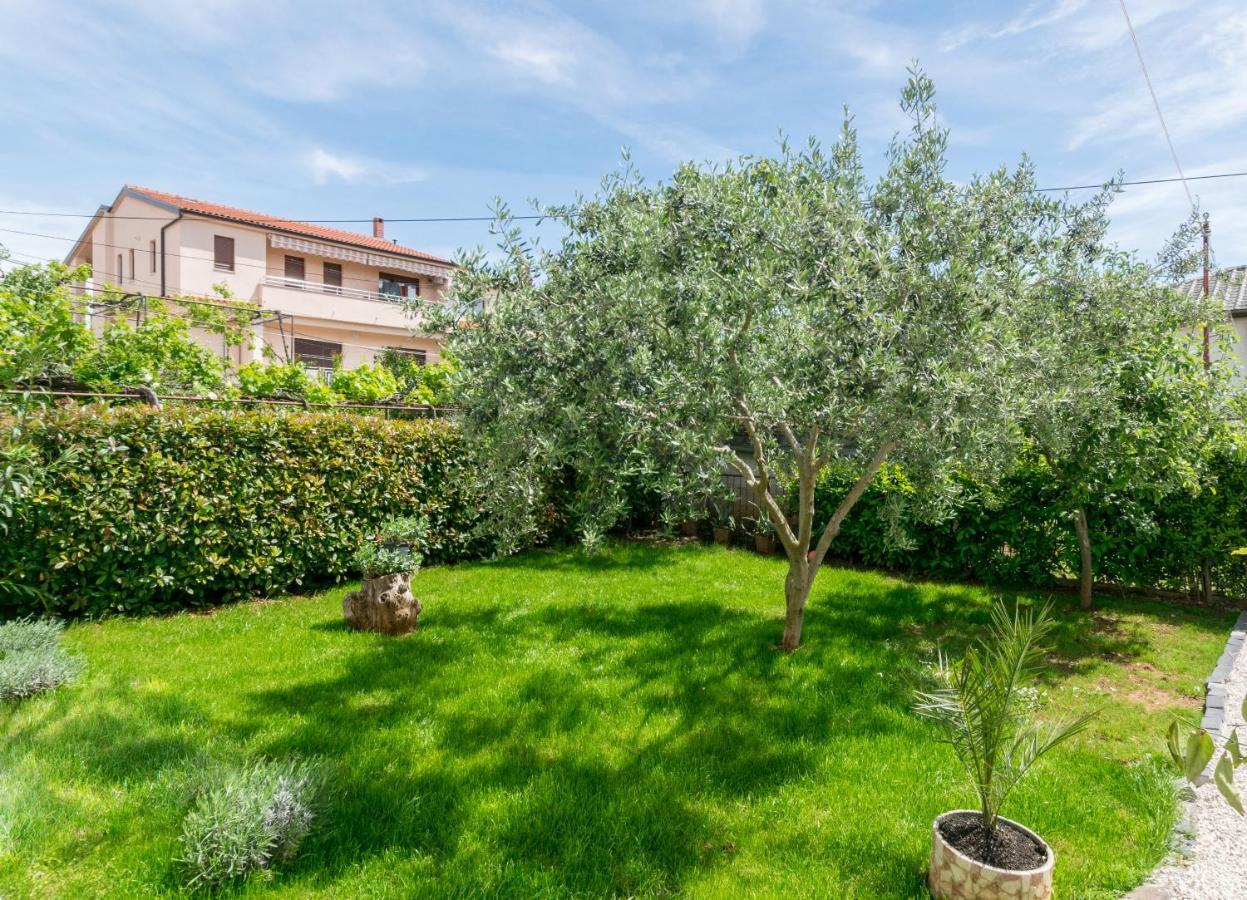 Lavanda Maslina - New Luxury Apartments Pula Extérieur photo
